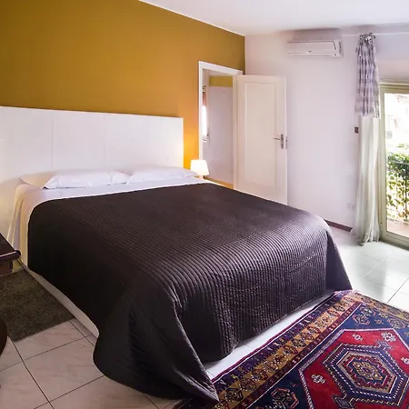 Bed & Breakfast Ramo Fiorito Sant'Agata Li Battiati